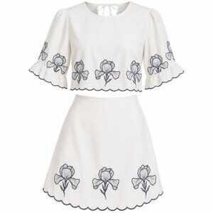 SOLD!!! White Embroidered Floral 2 Piece Set Crop Top Skirt Cottagecore S US 4